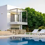 Villa Syndriani - 5 Bedroom Kos Town