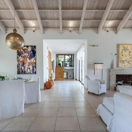 فيلة Syndriani - 5 Bedroom