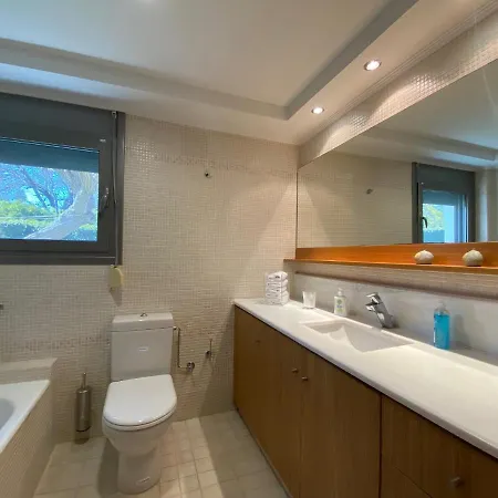 Syndriani Villa Kos By